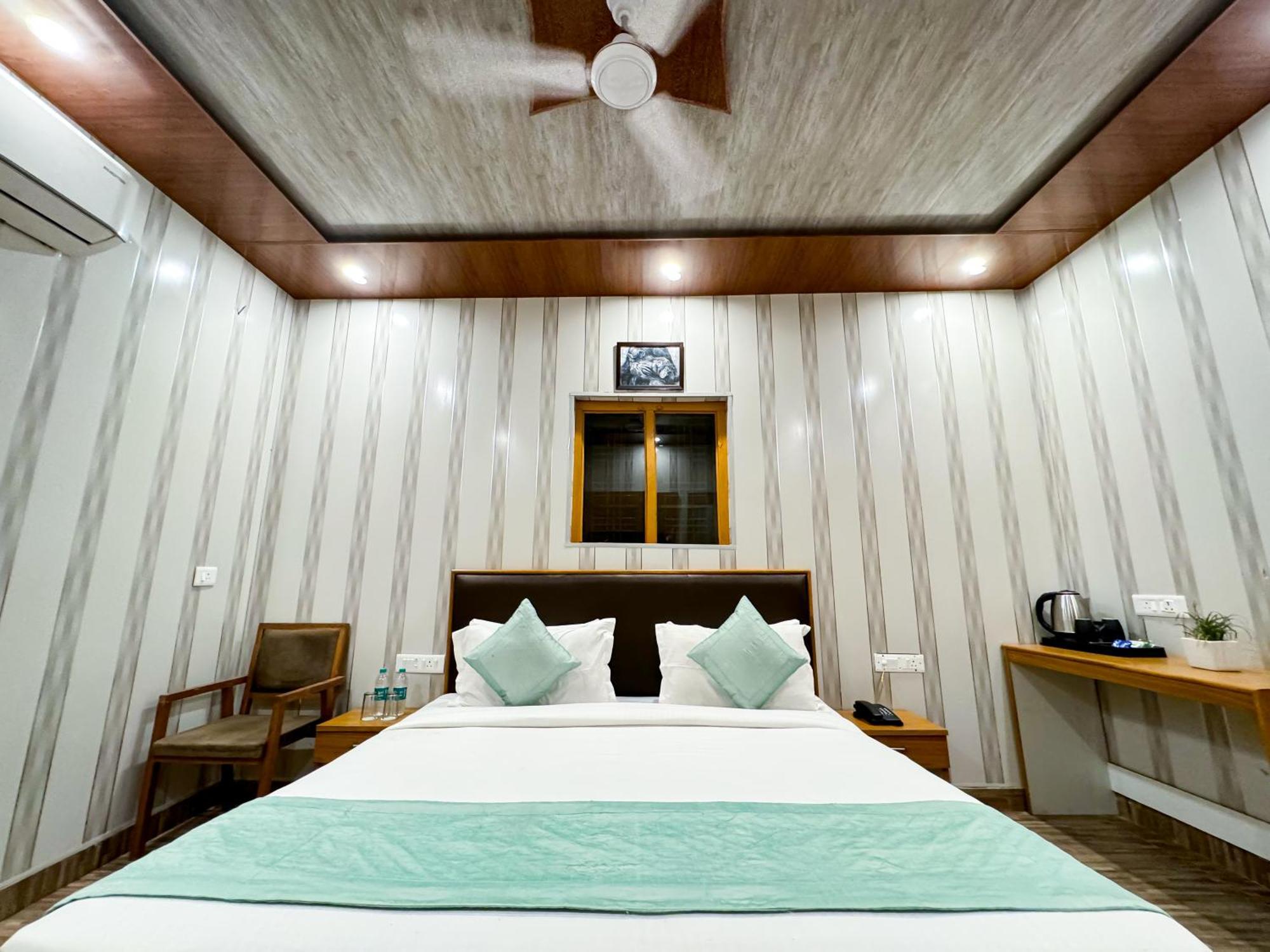 The White Oak Corbett Spa & Resort Rāmnagar Exteriör bild