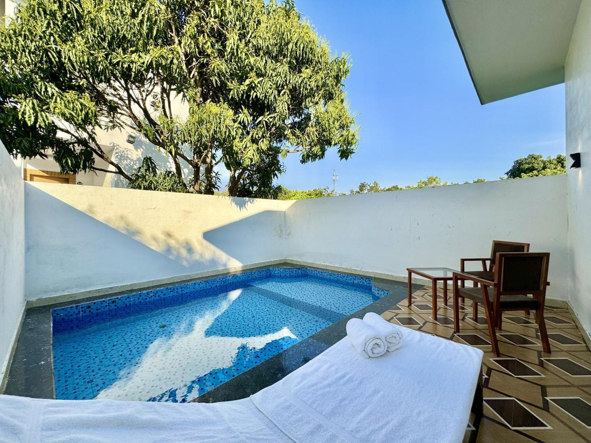 The White Oak Corbett Spa & Resort Rāmnagar Exteriör bild